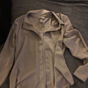 H&M button up